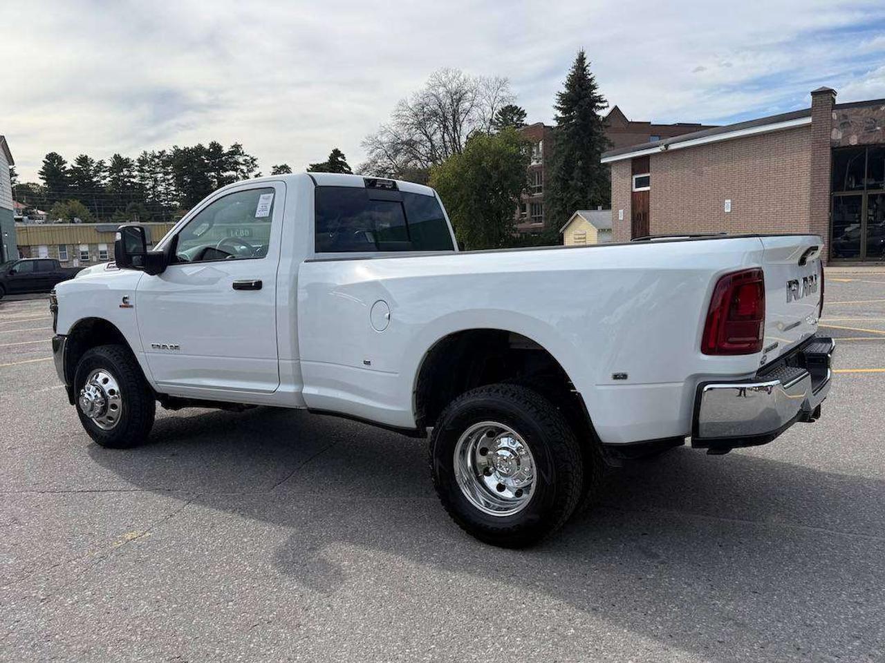 2026 RAM 3500 Big Horn 4x4 Photo