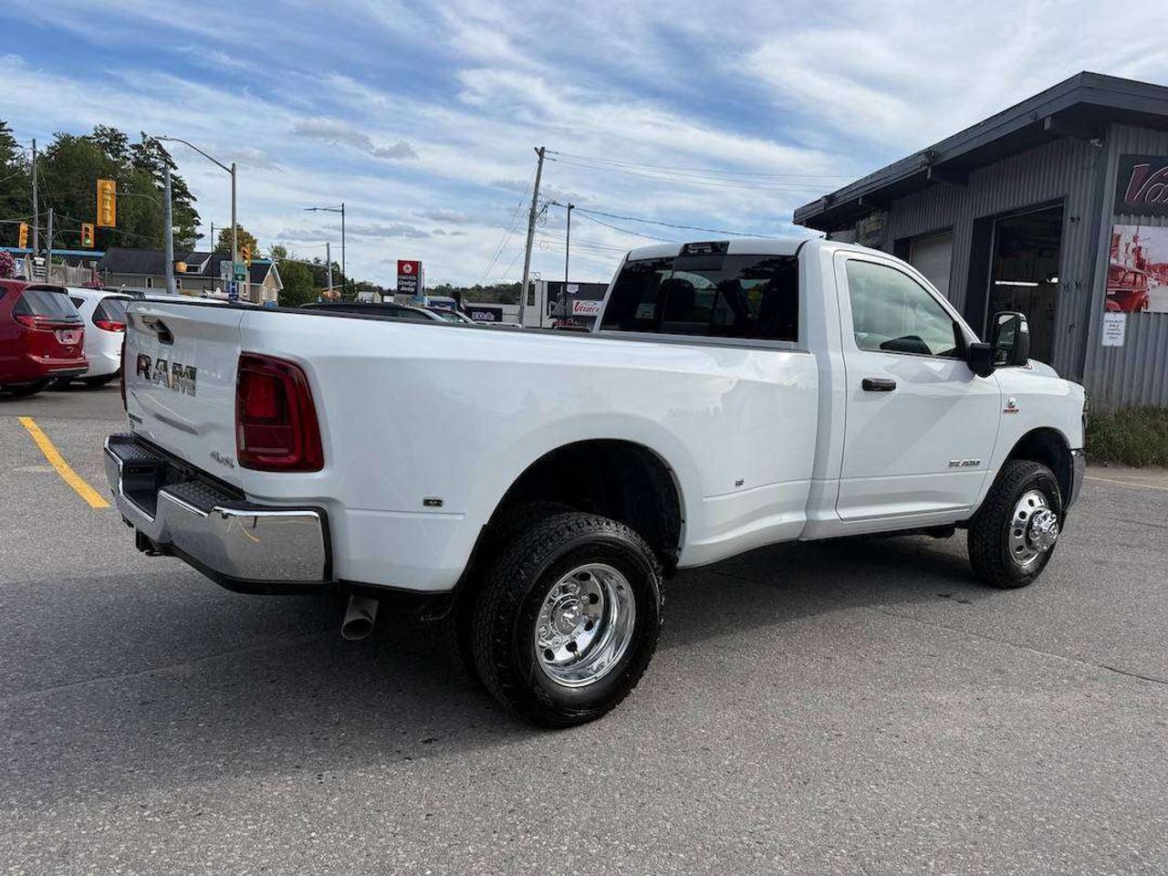 2026 RAM 3500 Big Horn 4x4 Photo