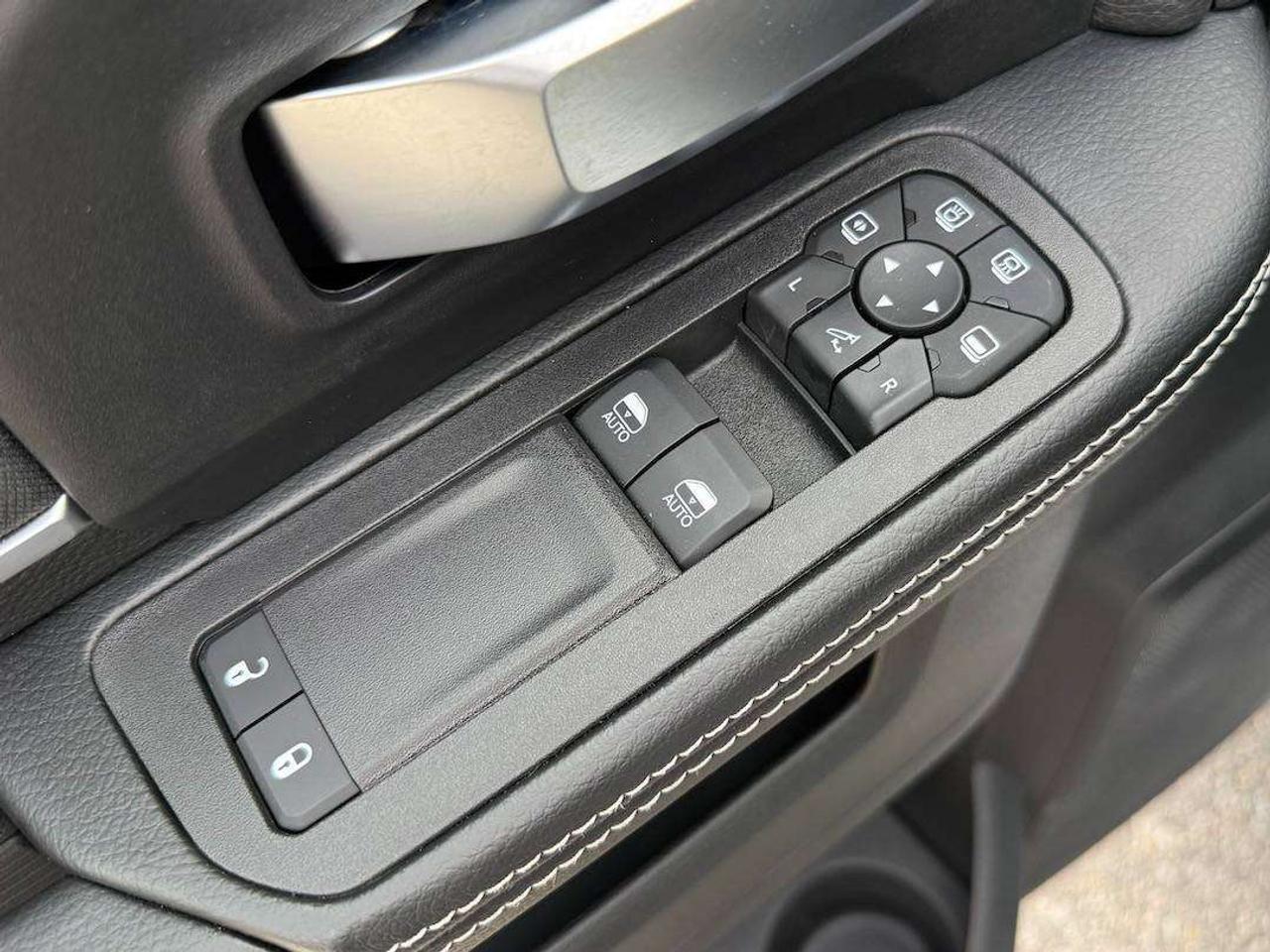 2026 RAM 3500 Big Horn 4x4 Photo