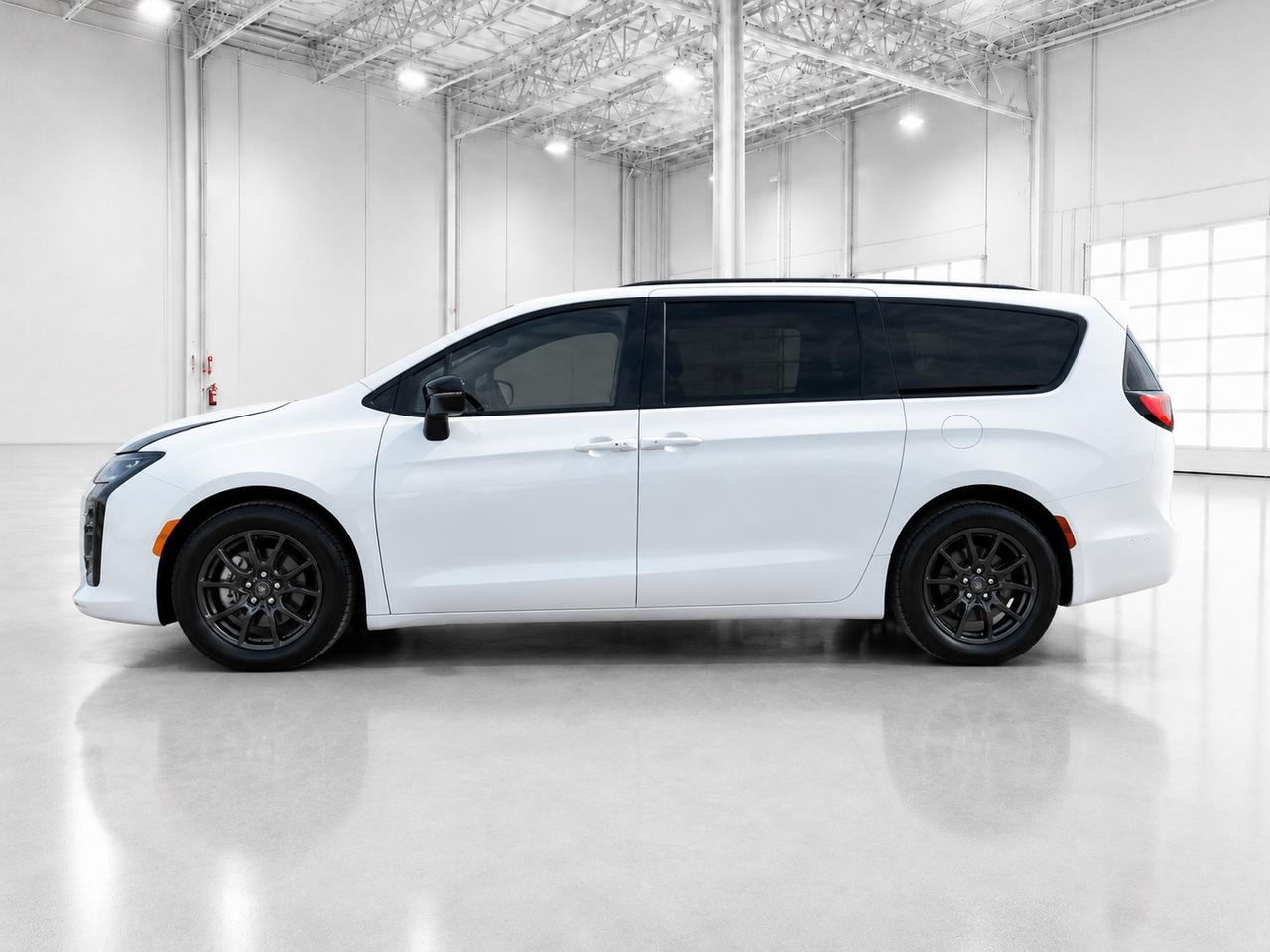 2027 Chrysler Pacifica SELECT FWD | Leather | S APP PKG Photo3