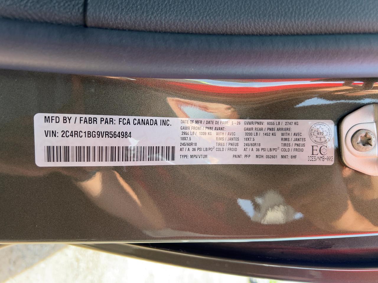 2027 Chrysler Pacifica SELECT | Leather | S APP PKG | Safety | Sunroof Photo