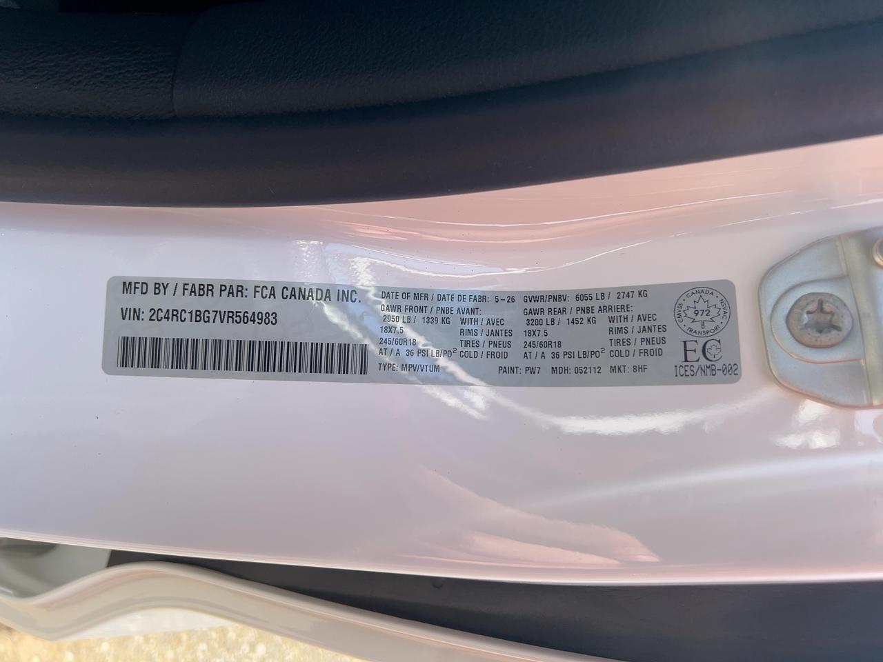 2027 Chrysler Pacifica SELECT FWD | S App Pkg | Safety | Family Tech Grp Photo