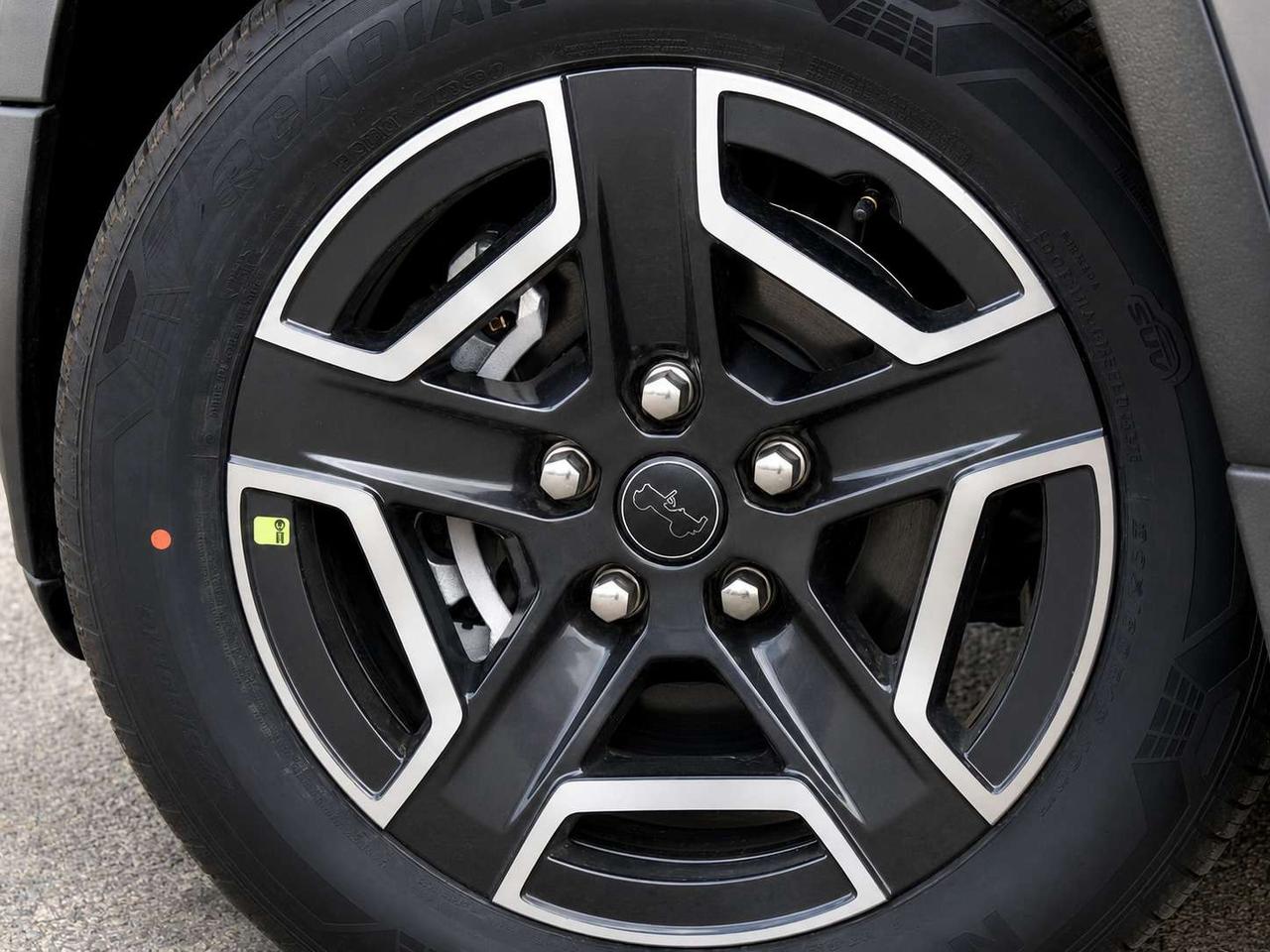 2026 Jeep Cherokee LAREDO | Turbo HYBRID | Heated Seats & Wheel Photo