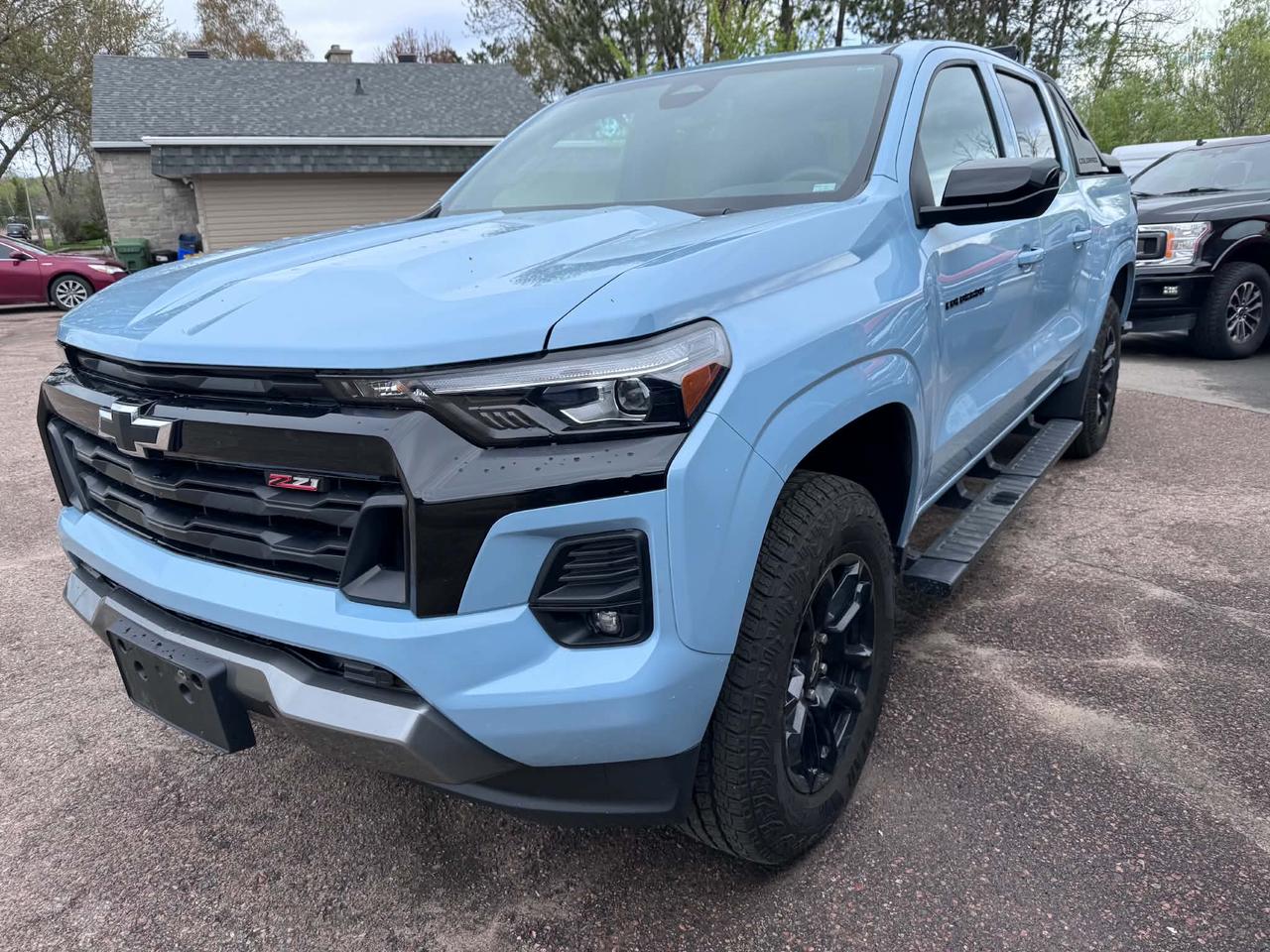 2025 Chevrolet Colorado 4WD Z71 Photo