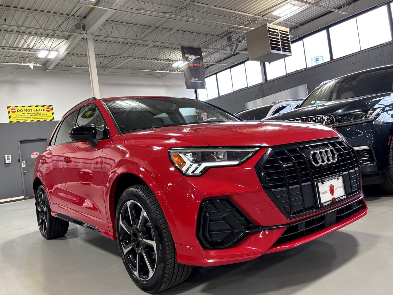 2022 Audi Q3 Technik|QUATTRO|S-LINE|NAV|SONOSAUDIO|AMBIENT|PANO Photo
