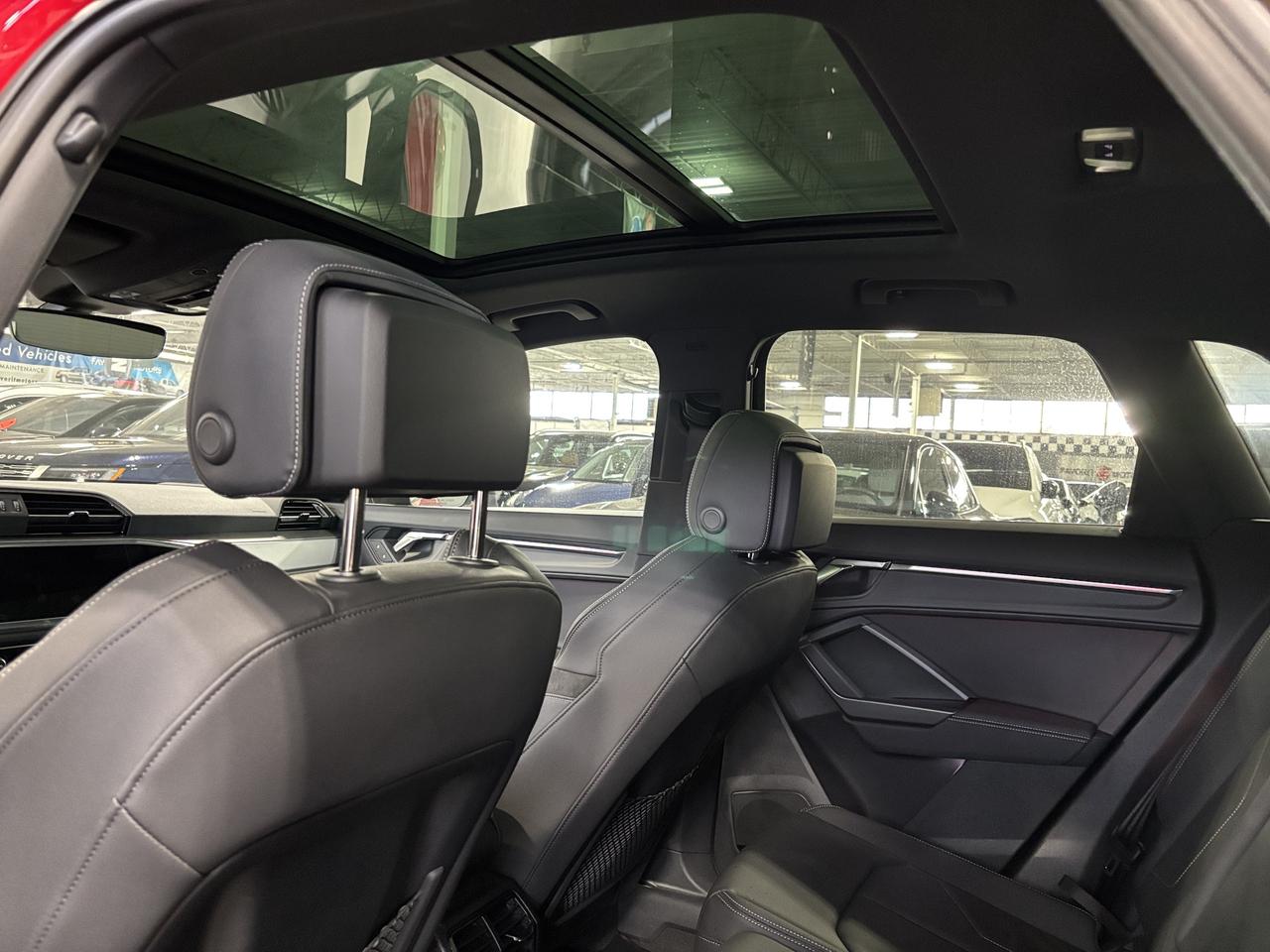 2022 Audi Q3 Technik|QUATTRO|S-LINE|NAV|SONOSAUDIO|AMBIENT|PANO Photo