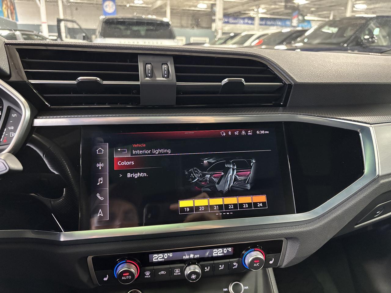 2022 Audi Q3 Technik|QUATTRO|S-LINE|NAV|SONOSAUDIO|AMBIENT|PANO Photo