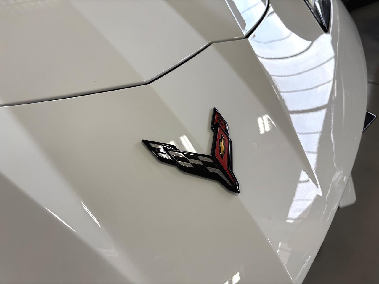 2024 Chevrolet Corvette Stingray|3LT|FULLREDINTERIOR|FRONTLIFT|CARBONSEATS Photo