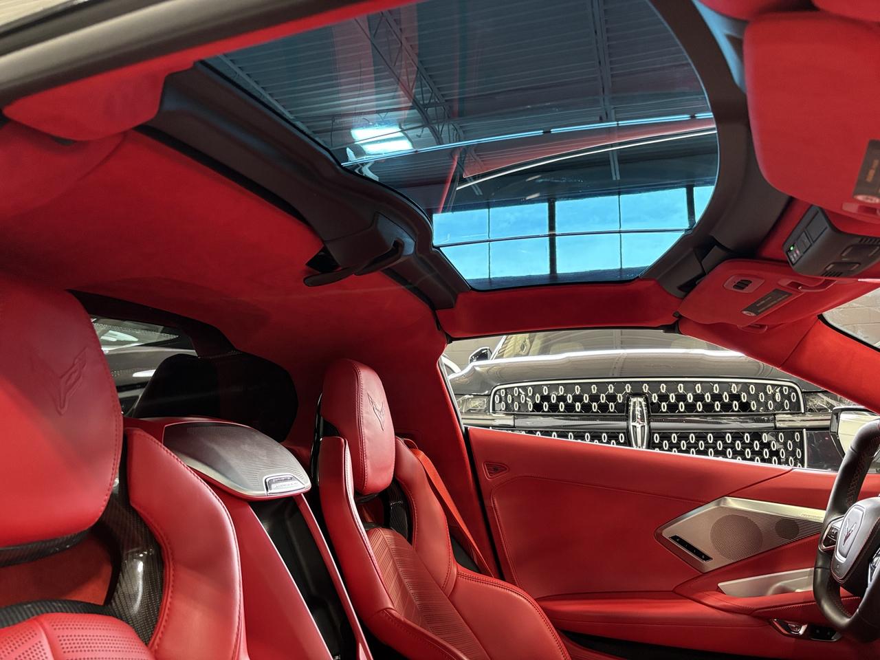 2024 Chevrolet Corvette Stingray|3LT|FULLREDINTERIOR|FRONTLIFT|CARBONSEATS Photo