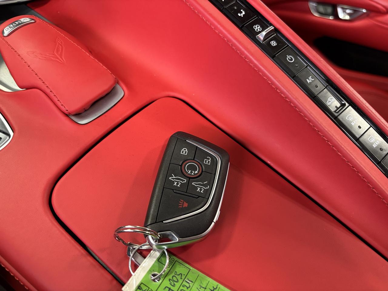 2024 Chevrolet Corvette Stingray|3LT|FULLREDINTERIOR|FRONTLIFT|CARBONSEATS Photo