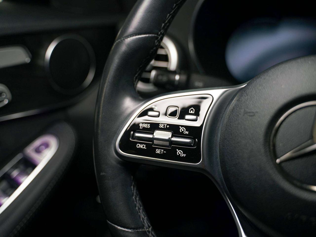 2020 Mercedes-Benz C-Class 300 | AMG PKG | PREMIUM | PANO Photo4