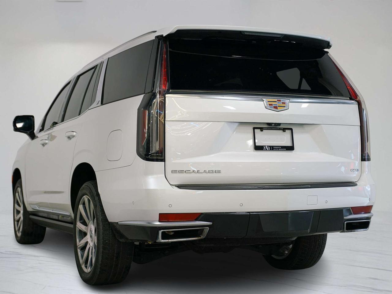 2023 Cadillac Escalade PREMIUM LUXURY | PLATINUM | HUD | DVD | 22 IN Photo4