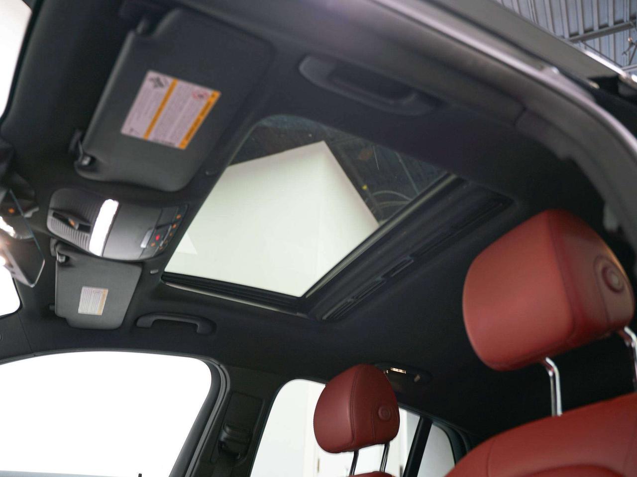 2021 Mercedes-Benz AMG GLC 43 300 | AMG PKG | PREMIUM PKG | SUNROOF | 20 IN Photo