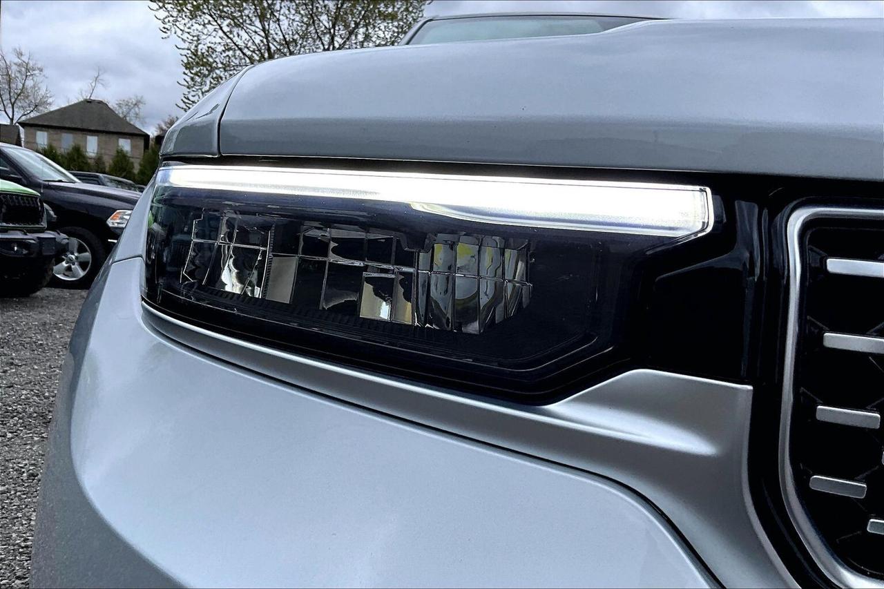 2023 Jeep Grand Cherokee L Summit Reserve | Adv ProTech IV | Lux Tech V | 4x4 Photo