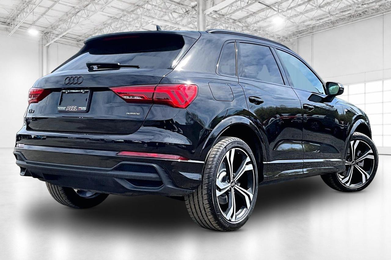 2023 Audi Q3 Technik S Line | Black Optics | AWD Photo