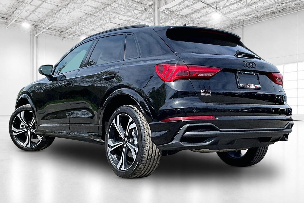 2023 Audi Q3 Technik S Line | Black Optics | AWD Photo
