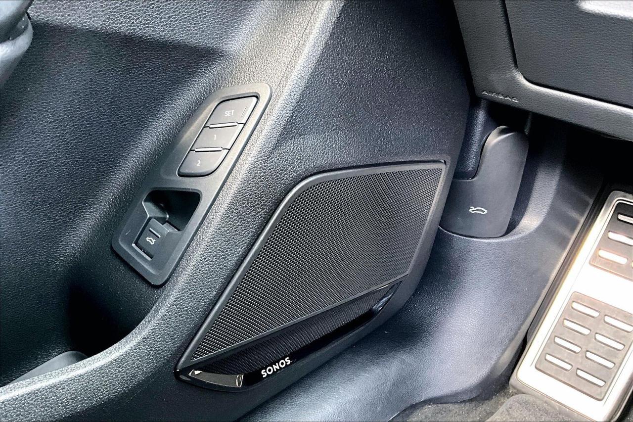 2023 Audi Q3 Technik S Line | Black Optics | AWD Photo