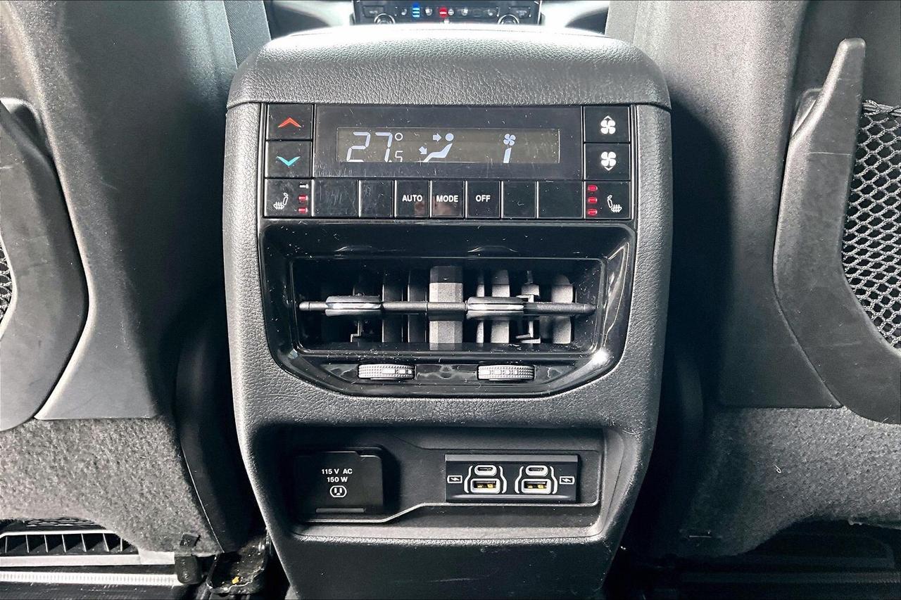 2024 Jeep Grand Cherokee L Limited Black App |Lux Tech |Panoroof |Alpine |4X4 Photo
