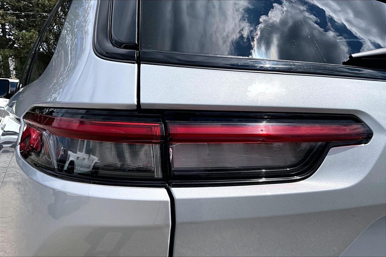 2024 Jeep Grand Cherokee L Limited Black App |Lux Tech |Panoroof |Alpine |4X4 Photo