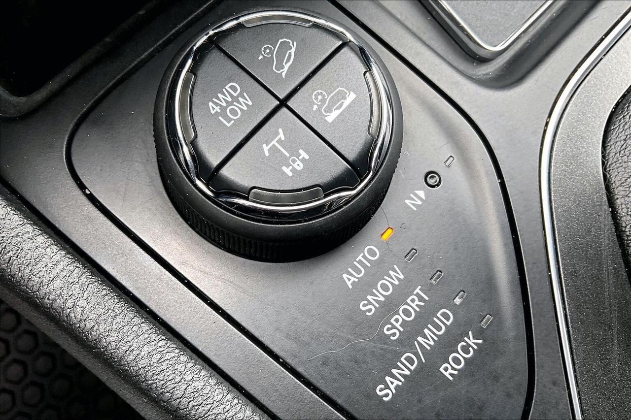 2020 Jeep Cherokee Trailhawk | AS IS | 4X4 Photo