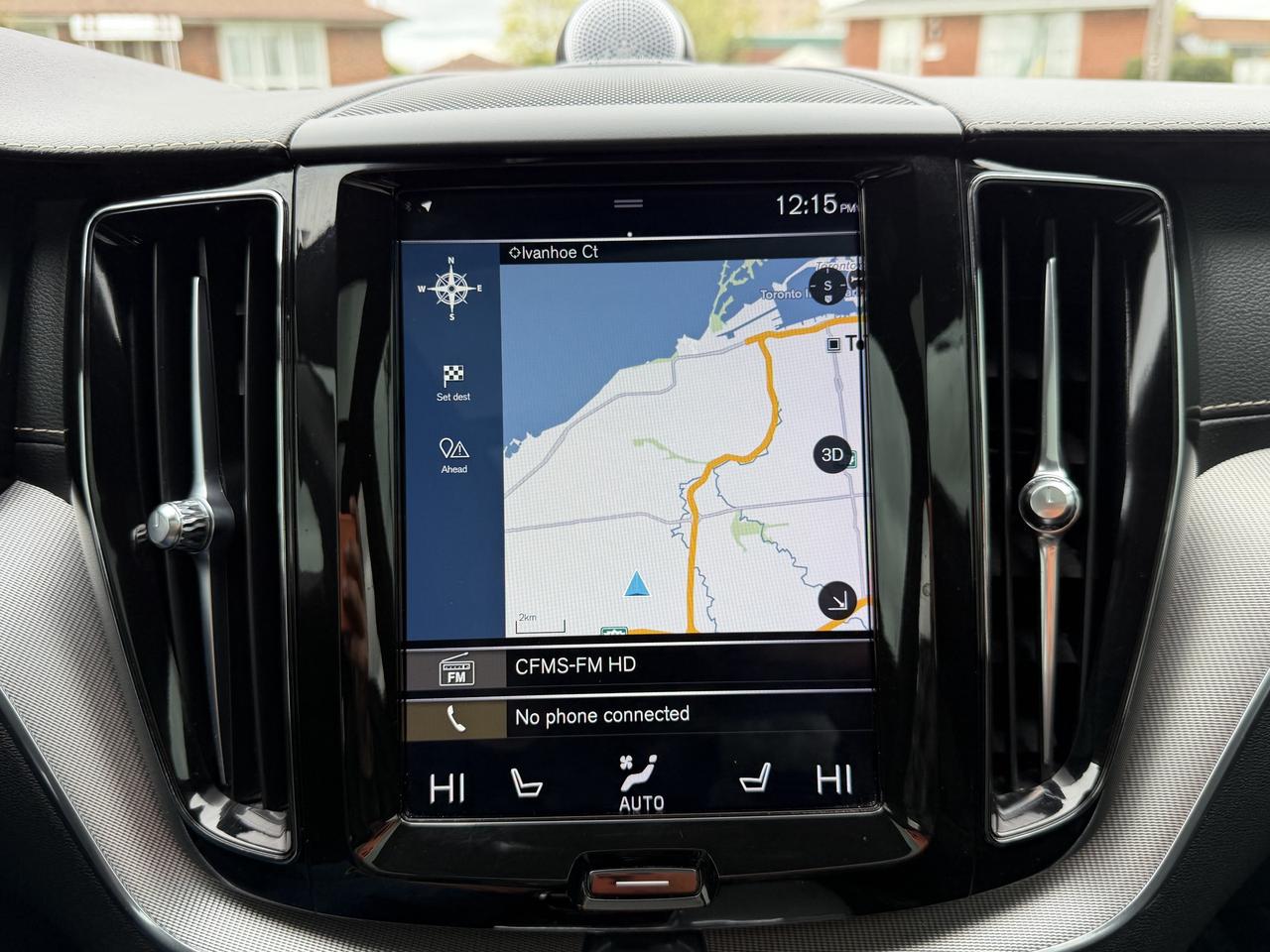 2019 Volvo XC60 T6 AWD R-Design Photo