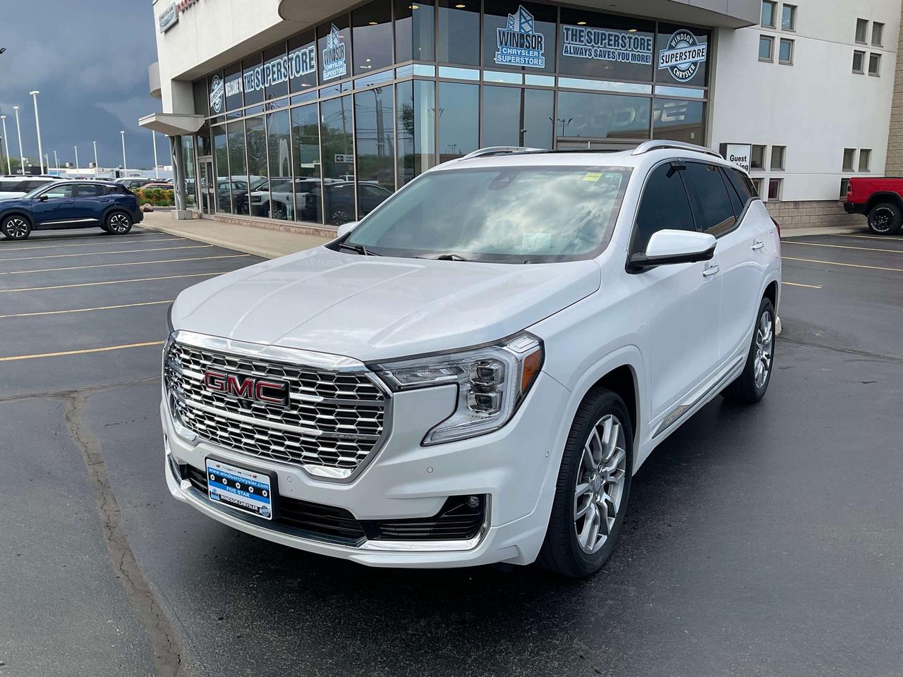 White Frost 2023 GMC Terrain Denali AWD 9-Speed Automatic 1.5L DOHC

**CARPROOF CERTIFIED**, AWD.

* PLEASE SEE OUR MAIN WEBSITE FOR MORE PICTURES AND CARFAX REPORTS * Buy in confidence at WINDSOR CHRYSLER with our 95-point safety inspection by our certified technicians. Searching for your upgrade has never been easier. You will immediately get the low market price based on our market research, which means no more wasted time shopping around for the best price, Its time to drive home the most car for your money today. OVER 100 Pre-Owned Vehicles in Stock! Our Finance Team will secure the Best Interest Rate from one of out 20 Auto Financing Lenders that can get you APPROVED! Financing Available For All Credit Types! Whether you have Great Credit, No Credit, Slow Credit, Bad Credit, Been Bankrupt, On Disability, Or on a Pension, we have options. Looking to just sell your vehicle? We buy all makes and models let us buy your vehicle. Proudly Serving Windsor, Essex, Leamington, Kingsville, Belle River, LaSalle, Amherstburg, Tecumseh, Lakeshore, Strathroy, Stratford, Leamington, Tilbury, Essex, St. Thomas, Waterloo, Wallaceburg, St. Clair Beach, Puce, Riverside, London, Chatham, Kitchener, Guelph, Goderich, Brantford, St. Catherines, Milton, Mississauga, Toronto, Hamilton, Oakville, Barrie, Scarborough, and the GTA.