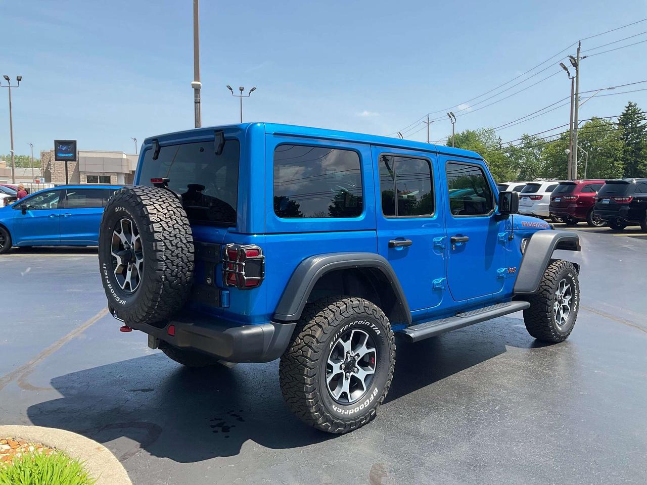 2023 Jeep Wrangler RUBICON Photo4