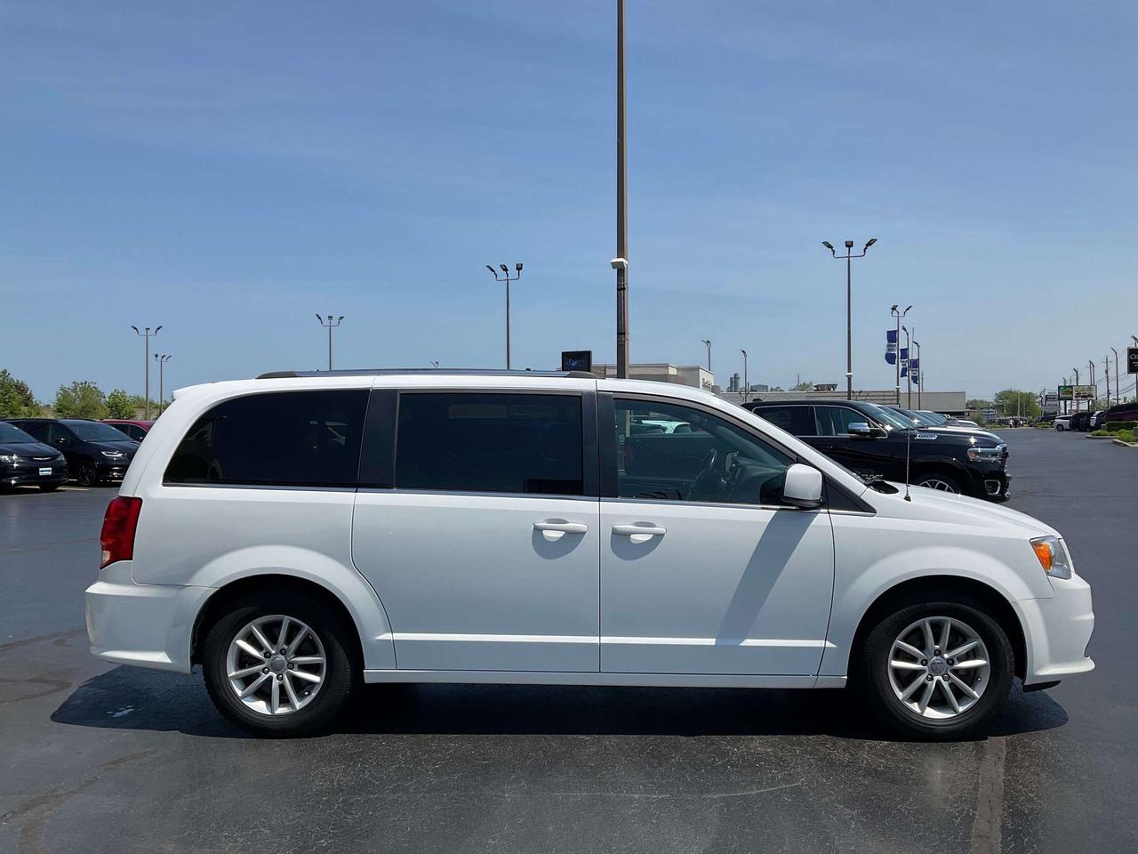 2020 Dodge Grand Caravan LEATHER / DVD / REMOTE START Photo