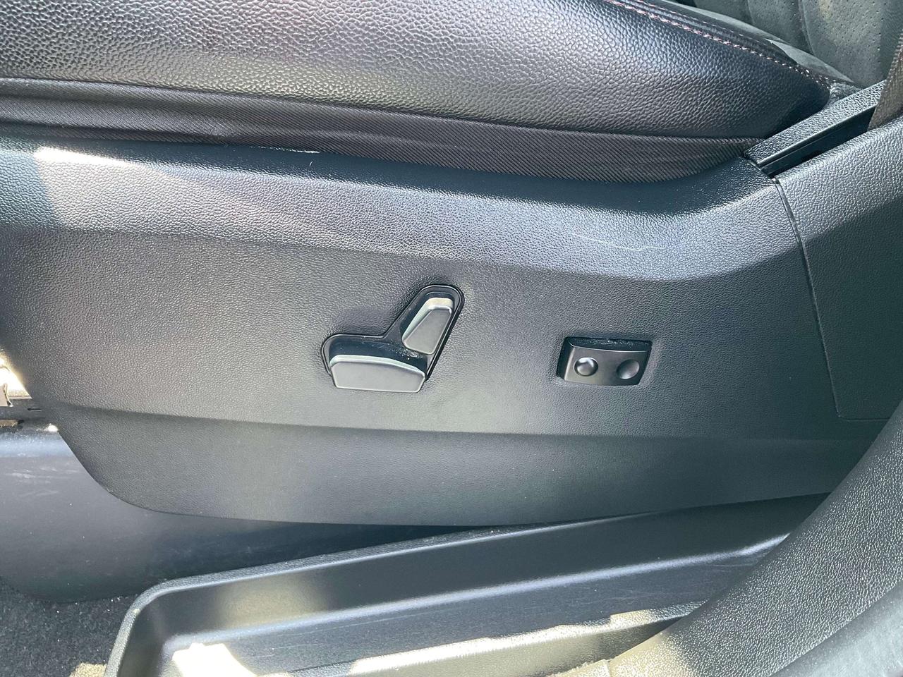 2020 Dodge Grand Caravan LEATHER / DVD / REMOTE START Photo