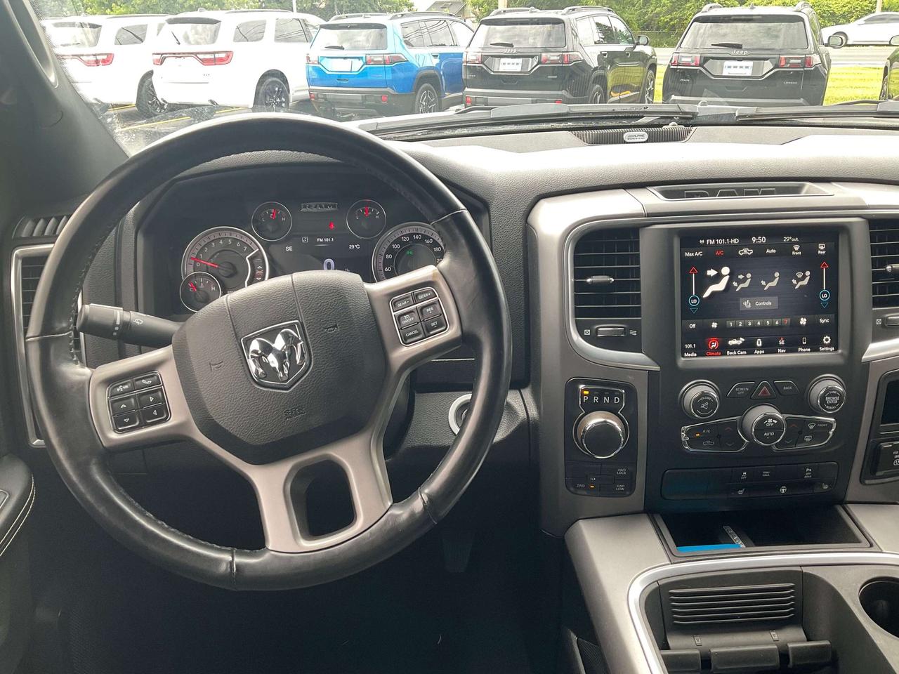 2023 RAM 1500 Classic WARLOCK Photo