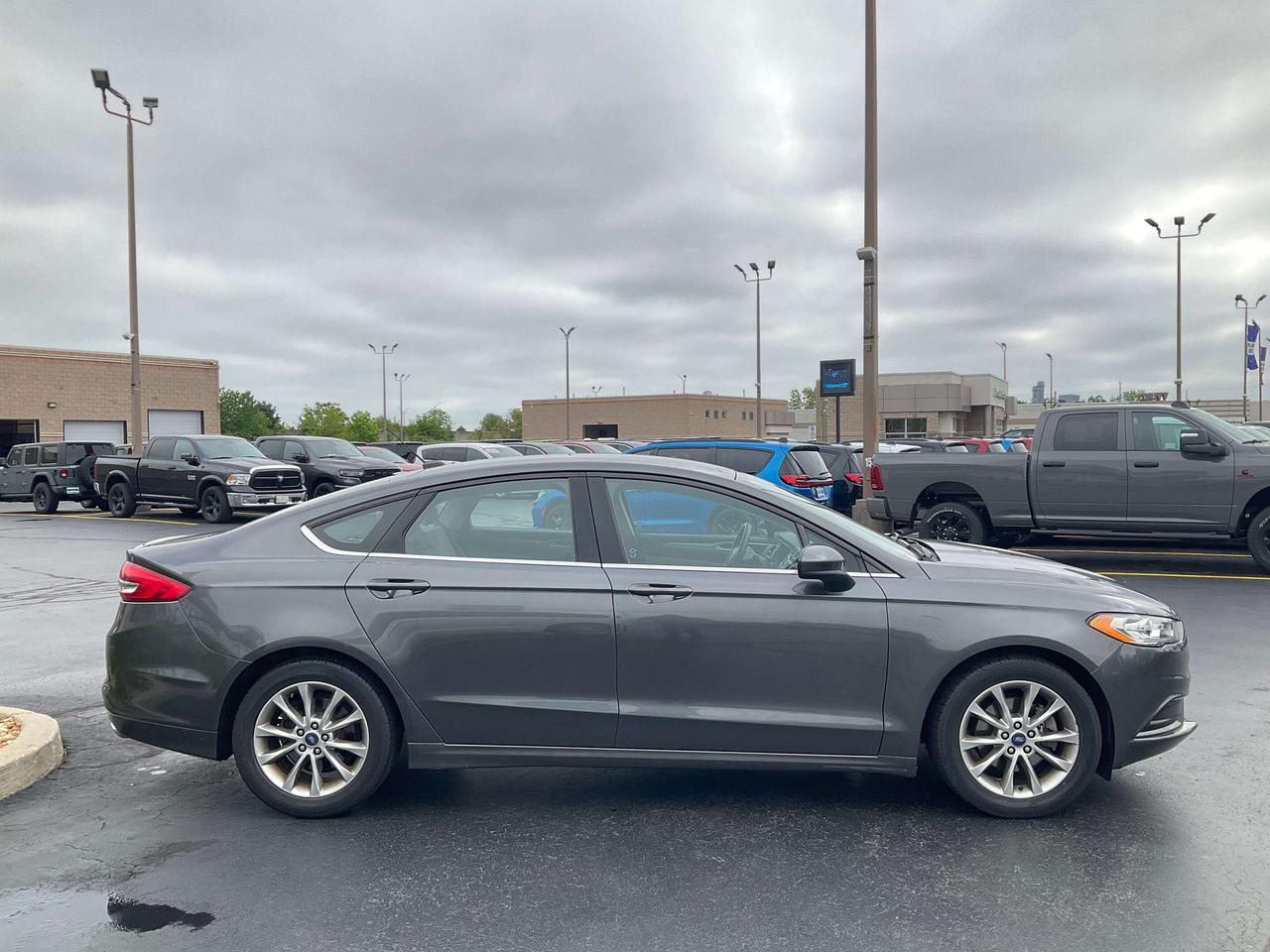 2017 Ford Fusion  Photo