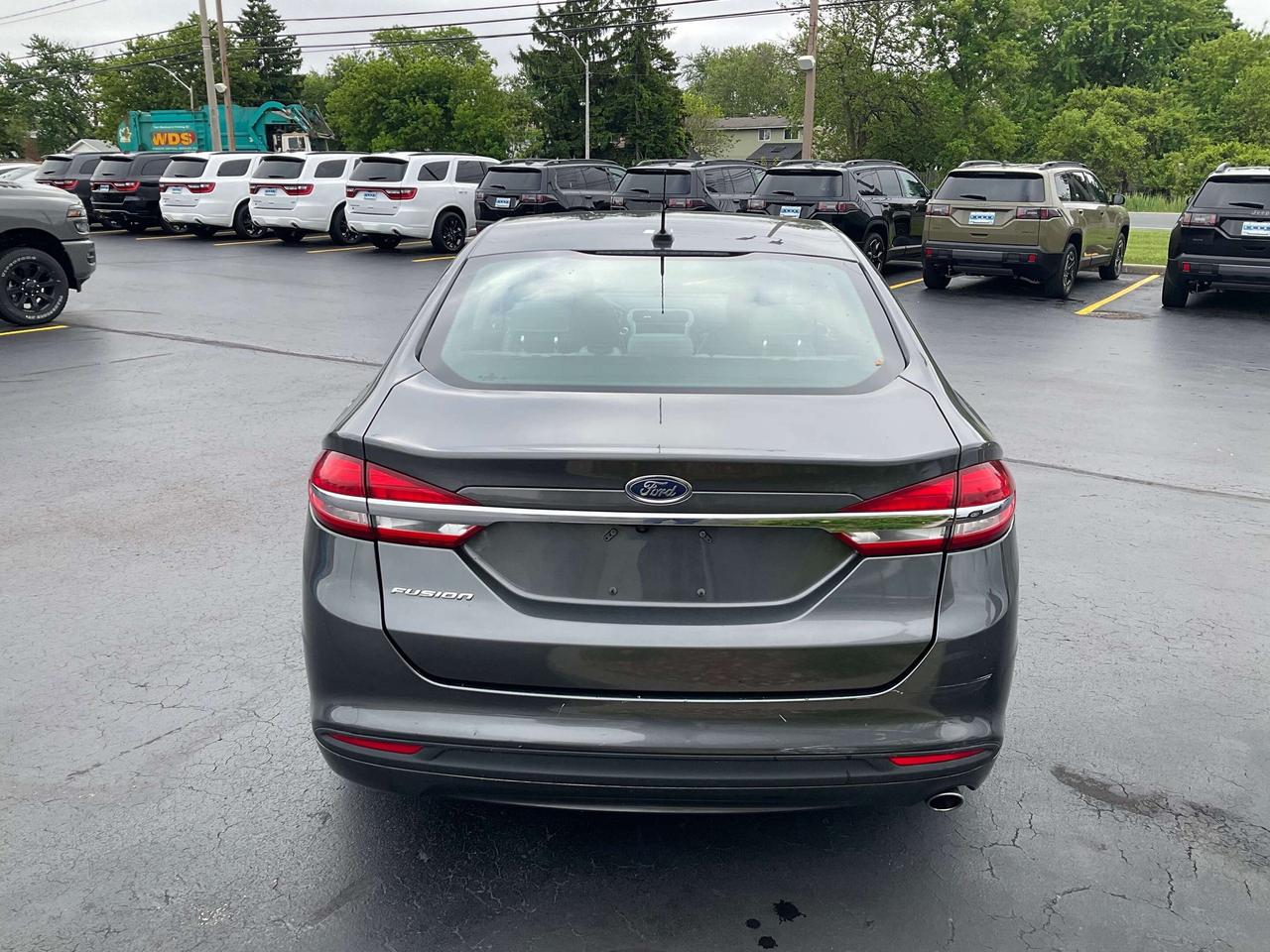 2017 Ford Fusion  Photo4
