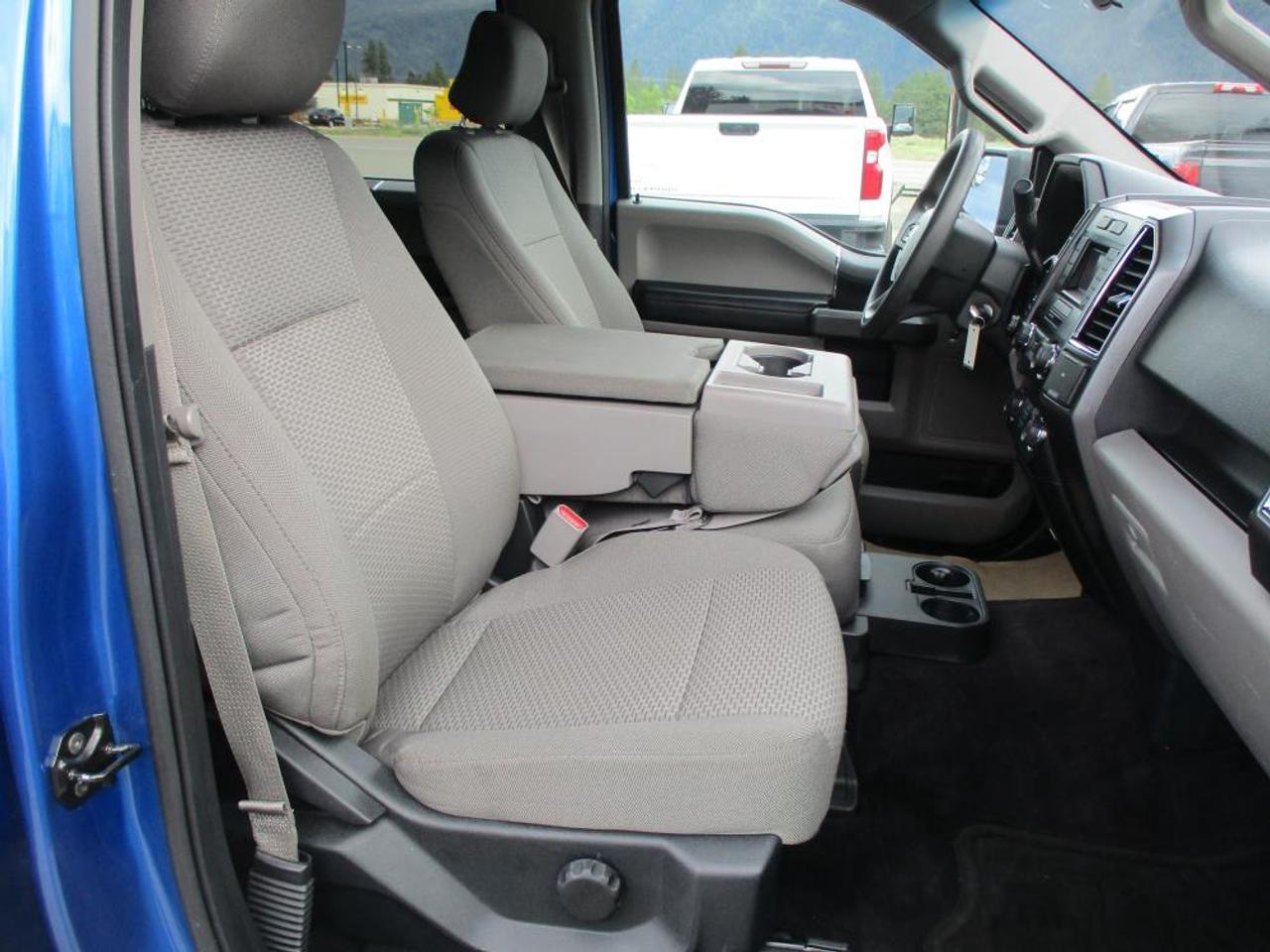2016 Ford F-150 XLT SUPERCREW 6.5-FT Photo