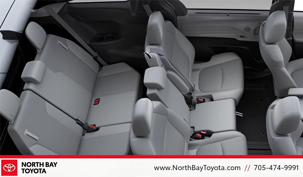 2026 Toyota Sienna Hybrid LE AWD 8 PASSENGER Photo