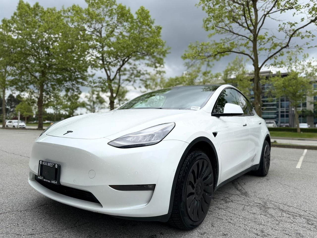 Used 2021 Tesla Model Y  for sale in Coquitlam, BC