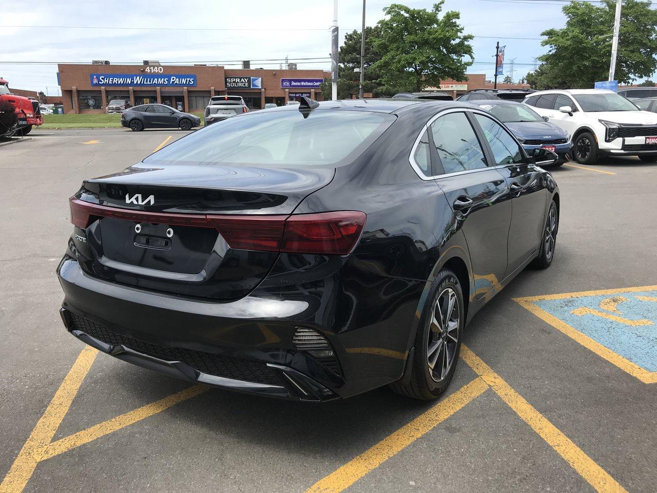 2023 Kia Forte EX Pkg.   Clean Carfax   No Accidents Photo4