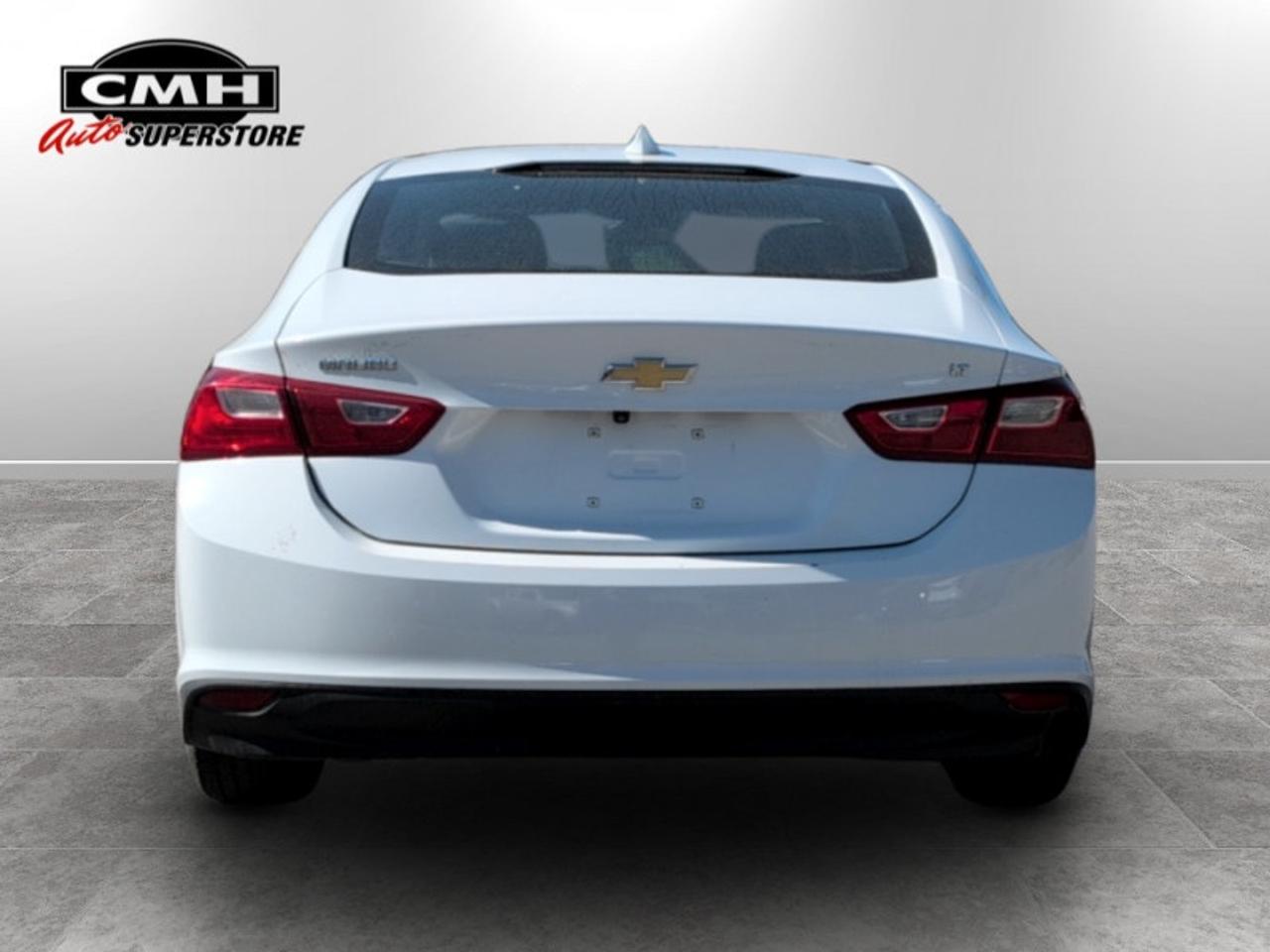 2023 Chevrolet Malibu LT Photo