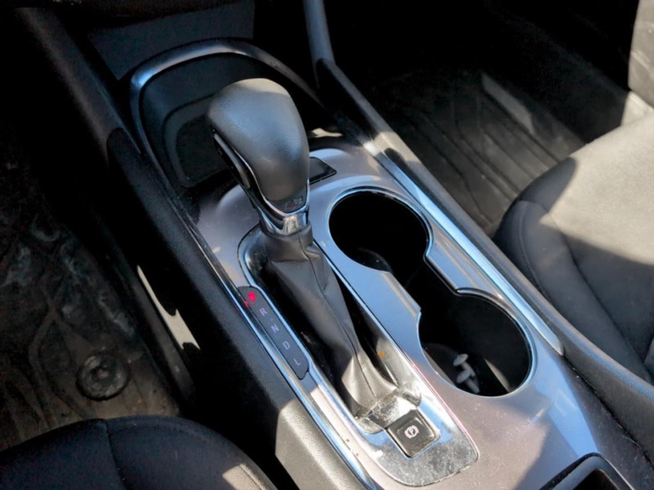 2023 Chevrolet Malibu LT Photo