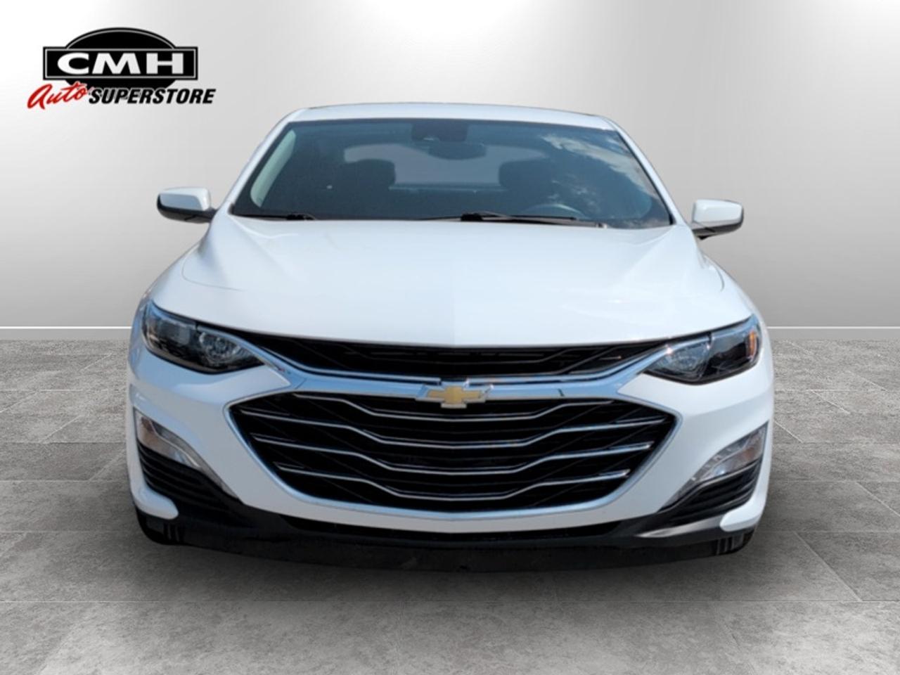 2023 Chevrolet Malibu LT  **APPLE CP - HTD SEATS** Photo