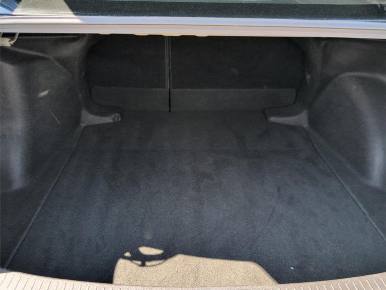 2024 Toyota Corolla LE  **CLEAN CARFAX - HYBRID** Photo
