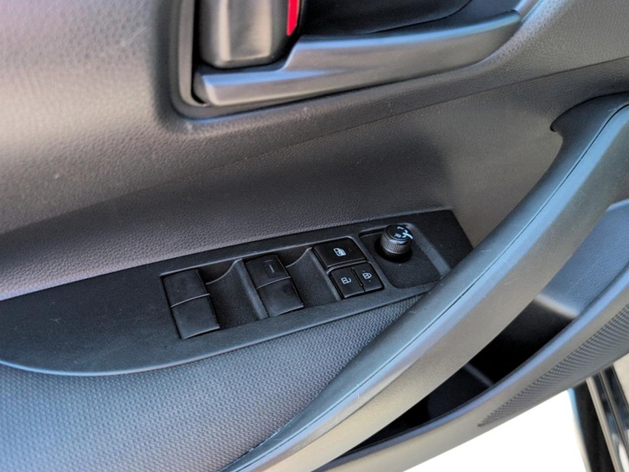 2024 Toyota Corolla LE  **CLEAN CARFAX - HYBRID** Photo