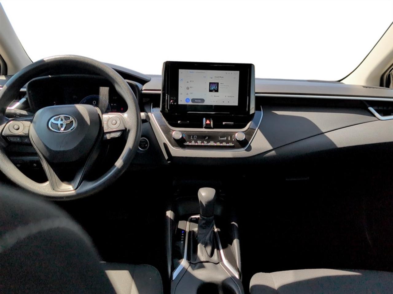 2024 Toyota Corolla LE  **CLEAN CARFAX - HYBRID** Photo