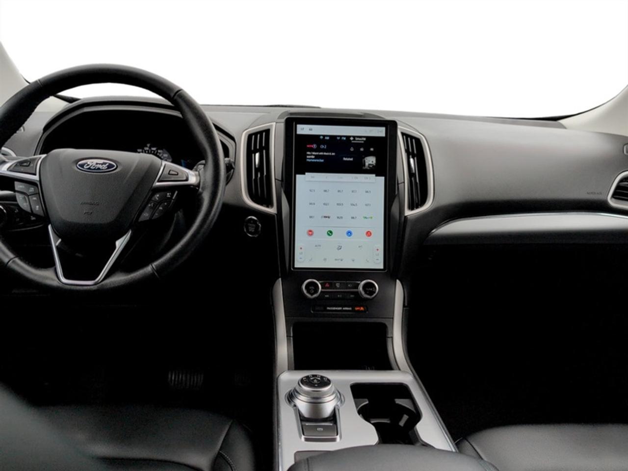 2022 Ford Edge SEL w/Convenience Pkg  **CLEAN CARFAX** Photo
