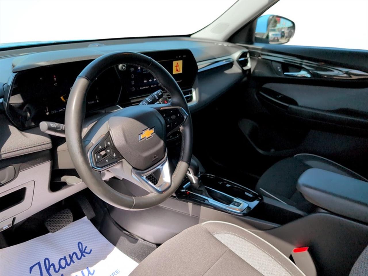 2024 Chevrolet TrailBlazer LT w/Convenience Pkg  *CLEAN CARFAX* Photo