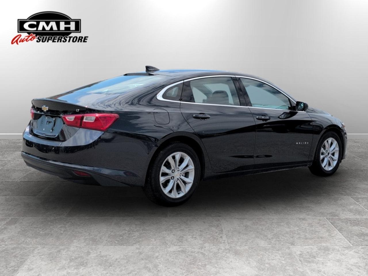 2023 Chevrolet Malibu LT  **HTD SEATS - REM START** Photo