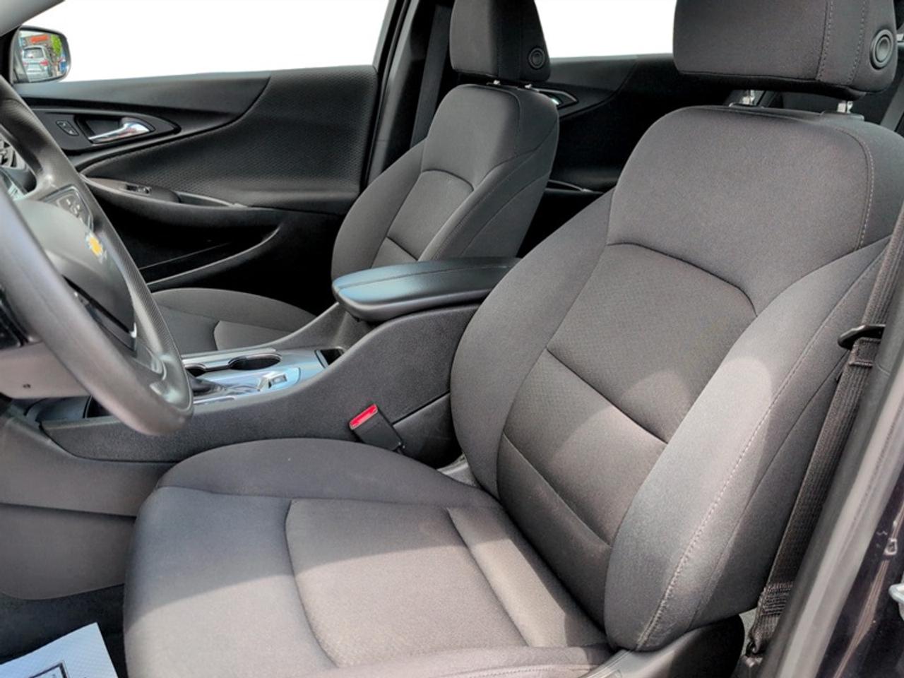 2023 Chevrolet Malibu LT  **HTD SEATS - REM START** Photo