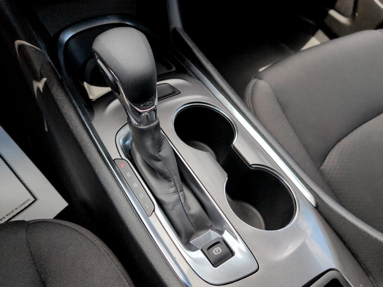 2023 Chevrolet Malibu LT  **HTD SEATS - REM START** Photo