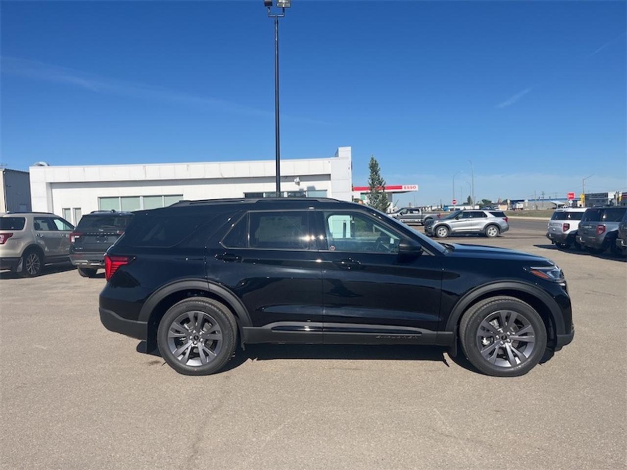 2026 Ford Explorer Active  - Heated Seats Photo1