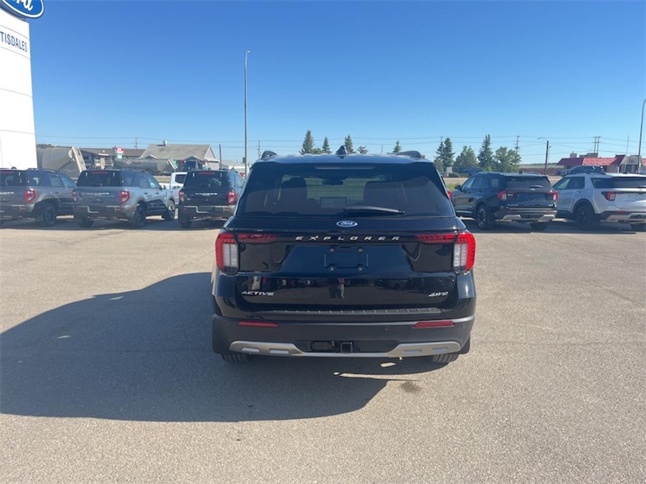 2026 Ford Explorer Active  - Heated Seats Photo5