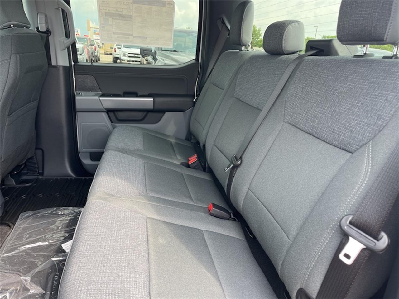 2026 Ford F-150 XLT  - Tow Package - Running Boards Photo5
